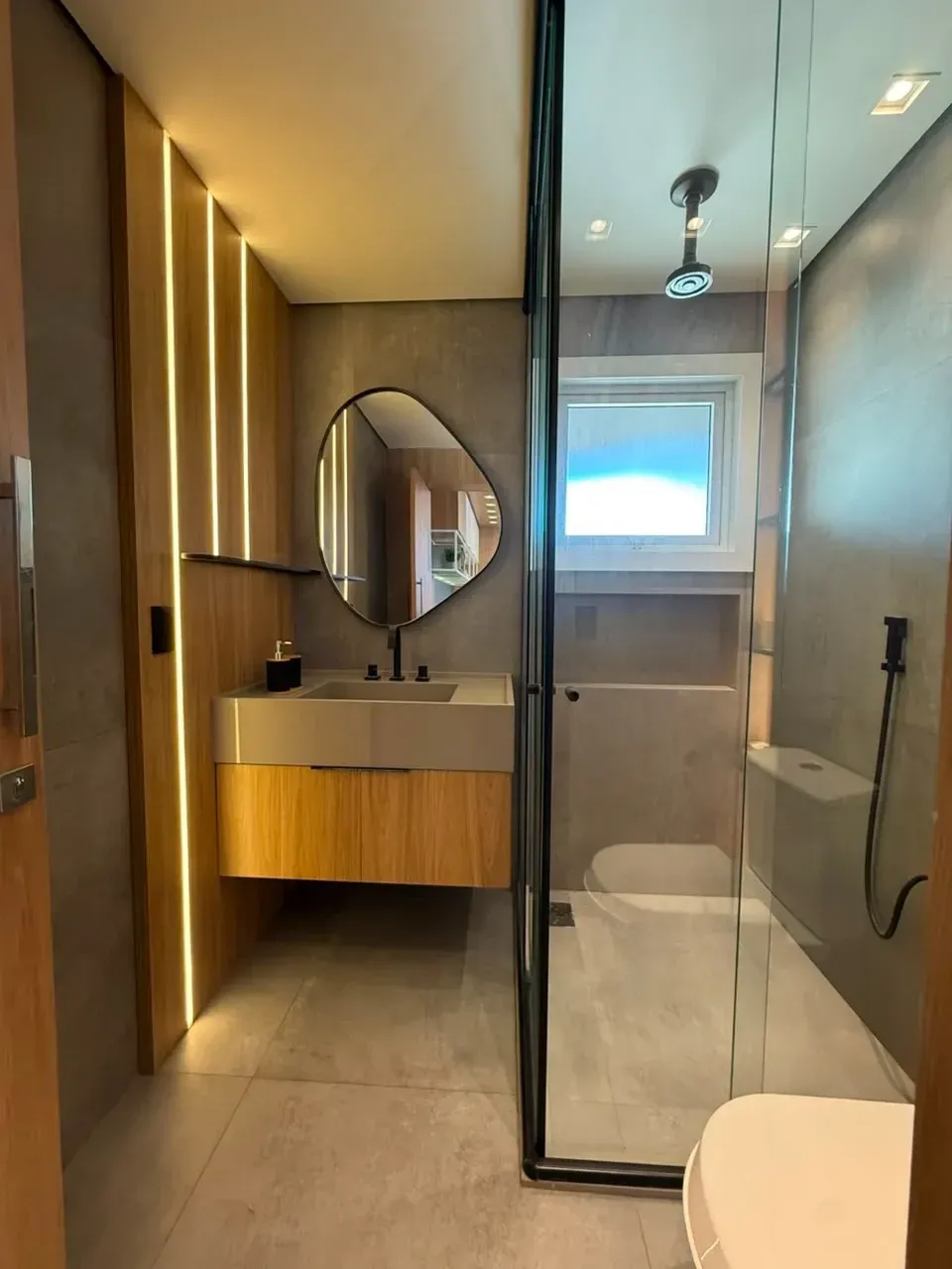 Imagem Sobrado com 4 Quartos à Venda, 290 m² em Capão novo  - Capão da canoa 