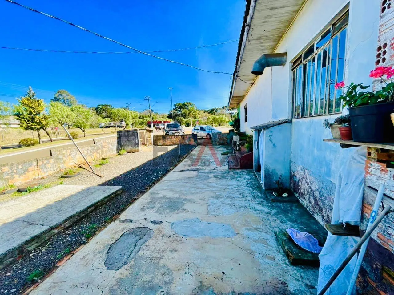 Imagem Terreno amplo Frente PR 466 e esquina Avenida Xv de Novembro com Otto Rickli