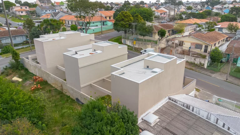 Imagem Sobrado Alto Padrão a venda com 3 suítes no Uberaba