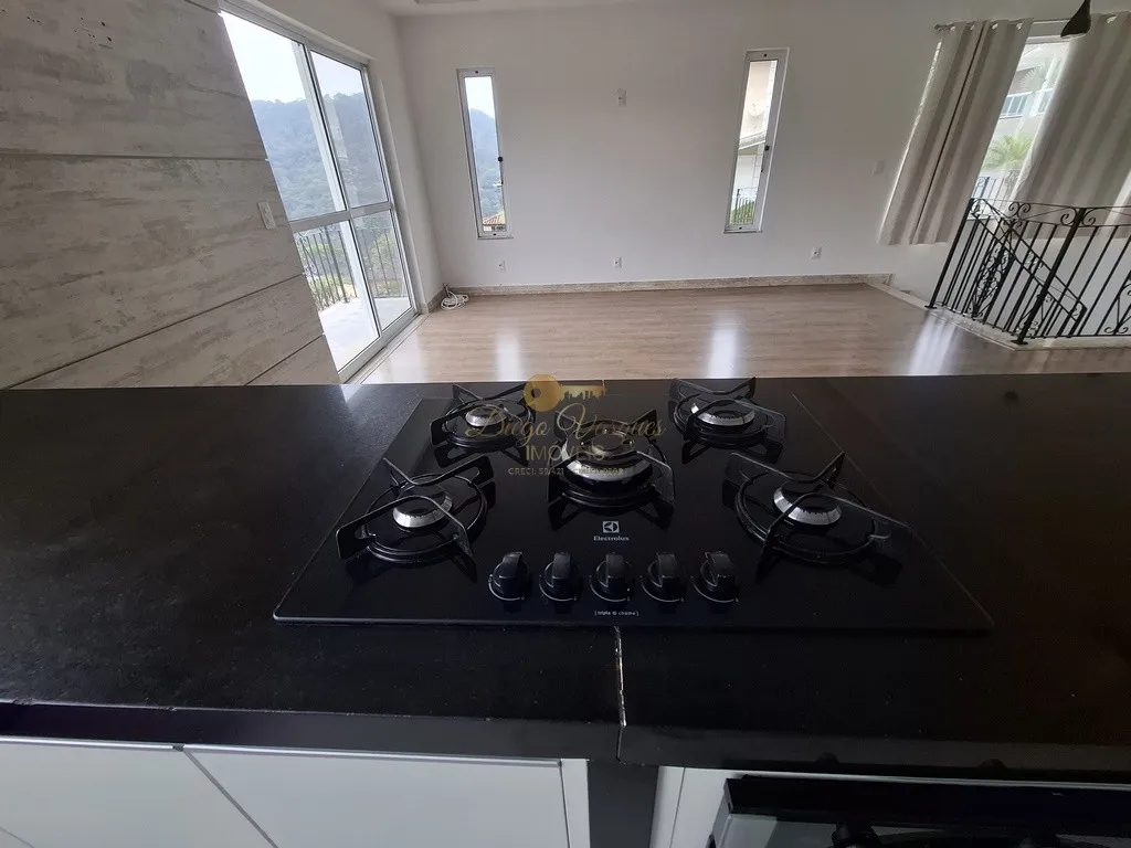 Imagem Casa em Condomínio para Venda em Teresópolis / RJ no bairro Albuquerque