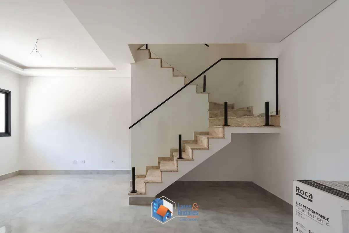 Imagem Sobrado para venda em Vila Gumercindo com 3 quartos, sendo 1 suíte, 150m²