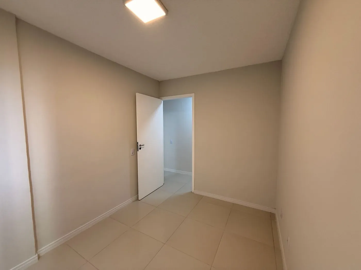 Imagem Apartamento para Venda em São Paulo, Jardim Gilda Maria, 2 dormitórios, 1 banheiro, 1 vaga