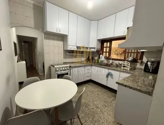Imagem Linda Casa Localizada no Bosque dos Eucaliptos 3 dormitorios Suite Portao Automatico Rua sem saida.