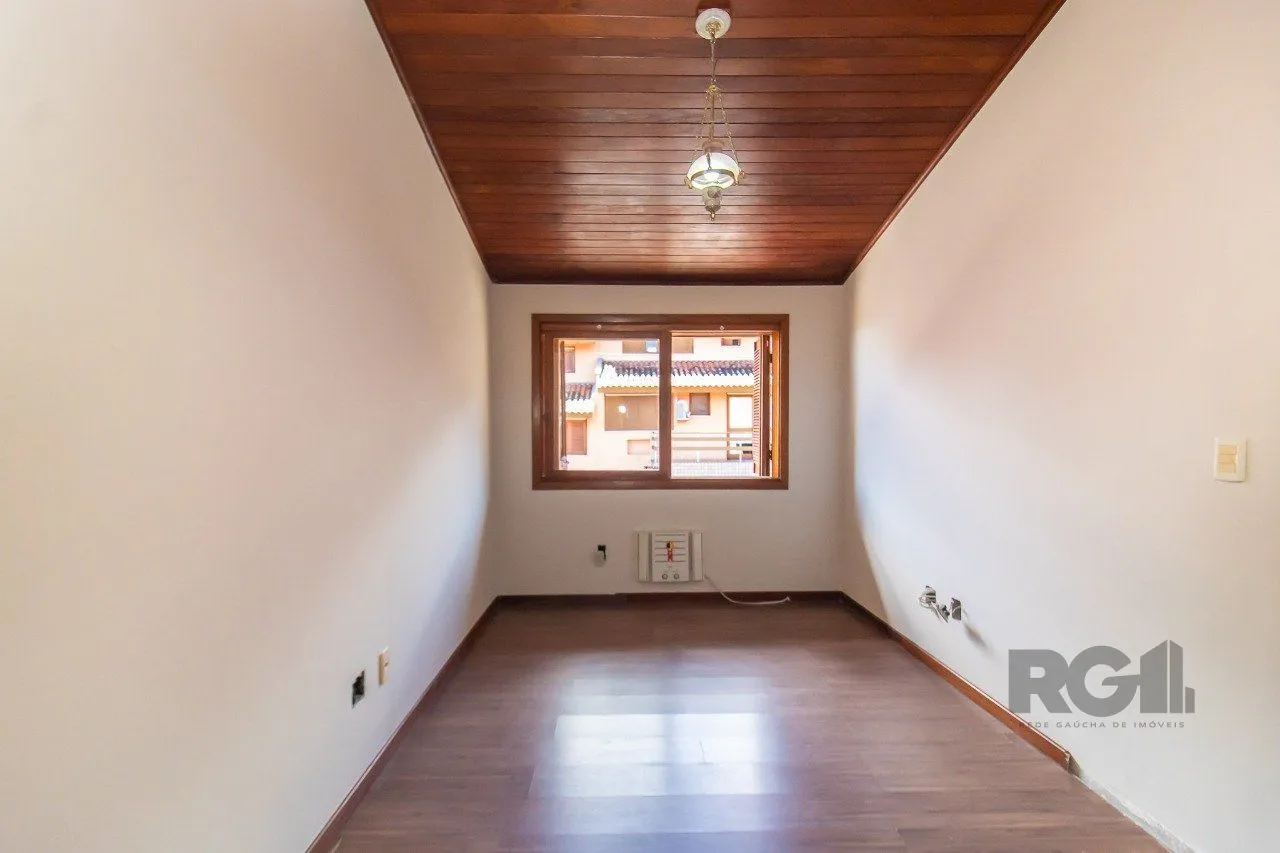 Imagem Casa de Condomínio em Menino Deus