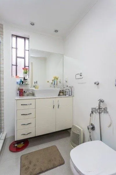Imagem Vende-se cobertura com 4 quartos (2 suítes), 154m² e 1 vaga - Moinhos de Vento
