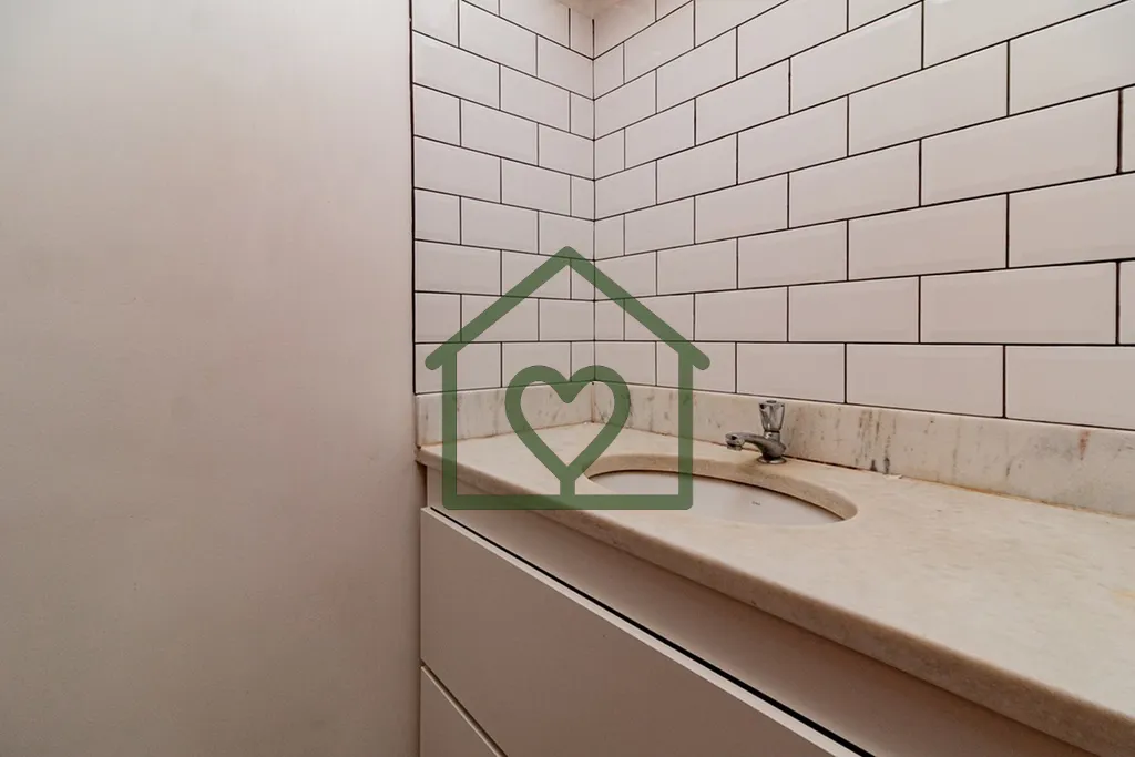 Imagem COBERTURA DE 196m² COM 2 DORMITÓRIOS, 2 BANHEIROS, 2 SALAS, COZINHA, ESCRITÓRIO, AMPLO ESPAÇO EX...