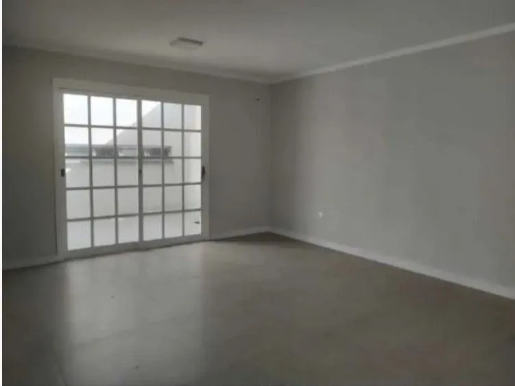 Imagem Casa 5 dormitórios I 1 suíte - Bairro Cristal