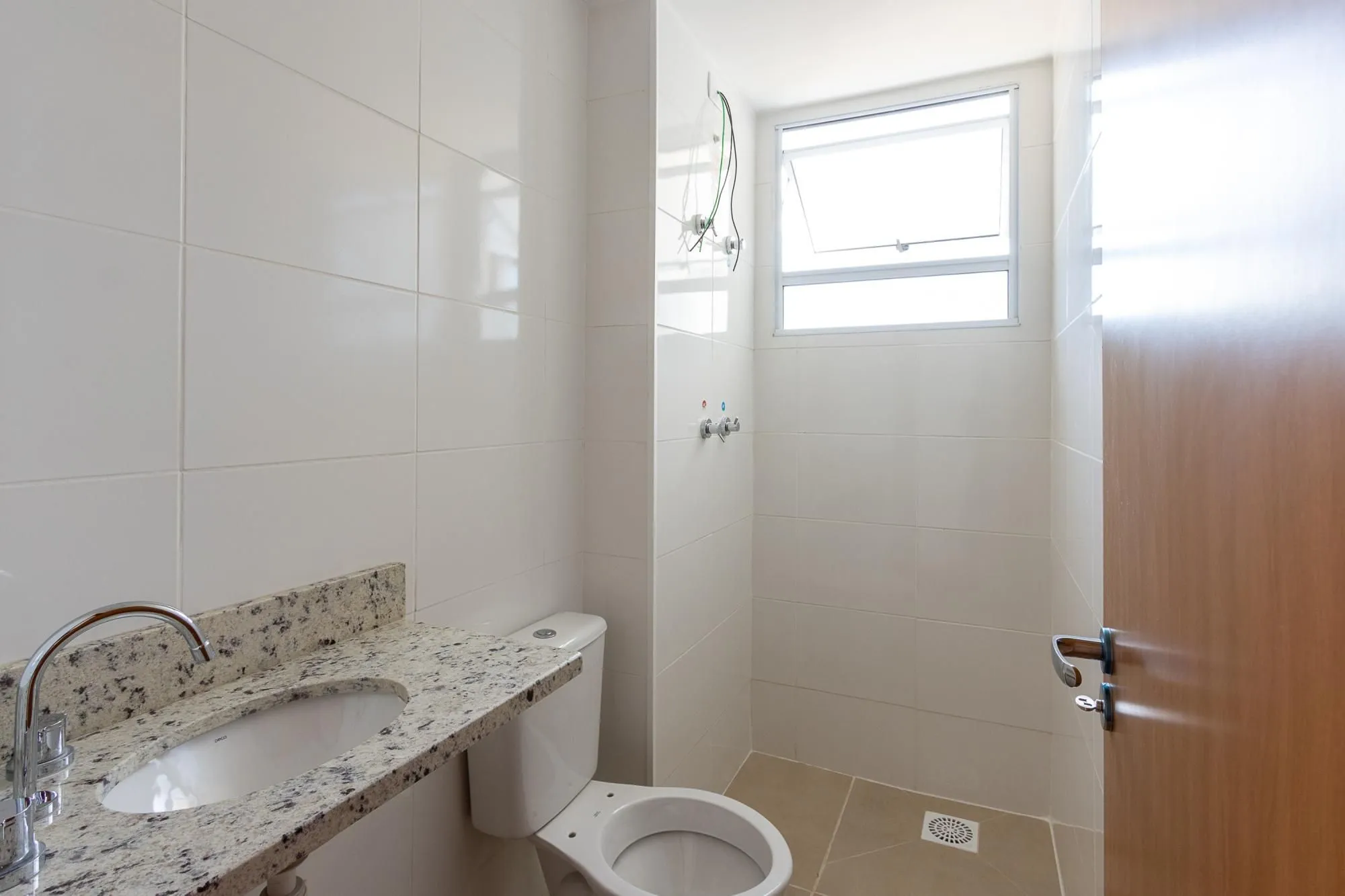 Imagem Apartamento no 5 andar de frente com 2 dormitórios