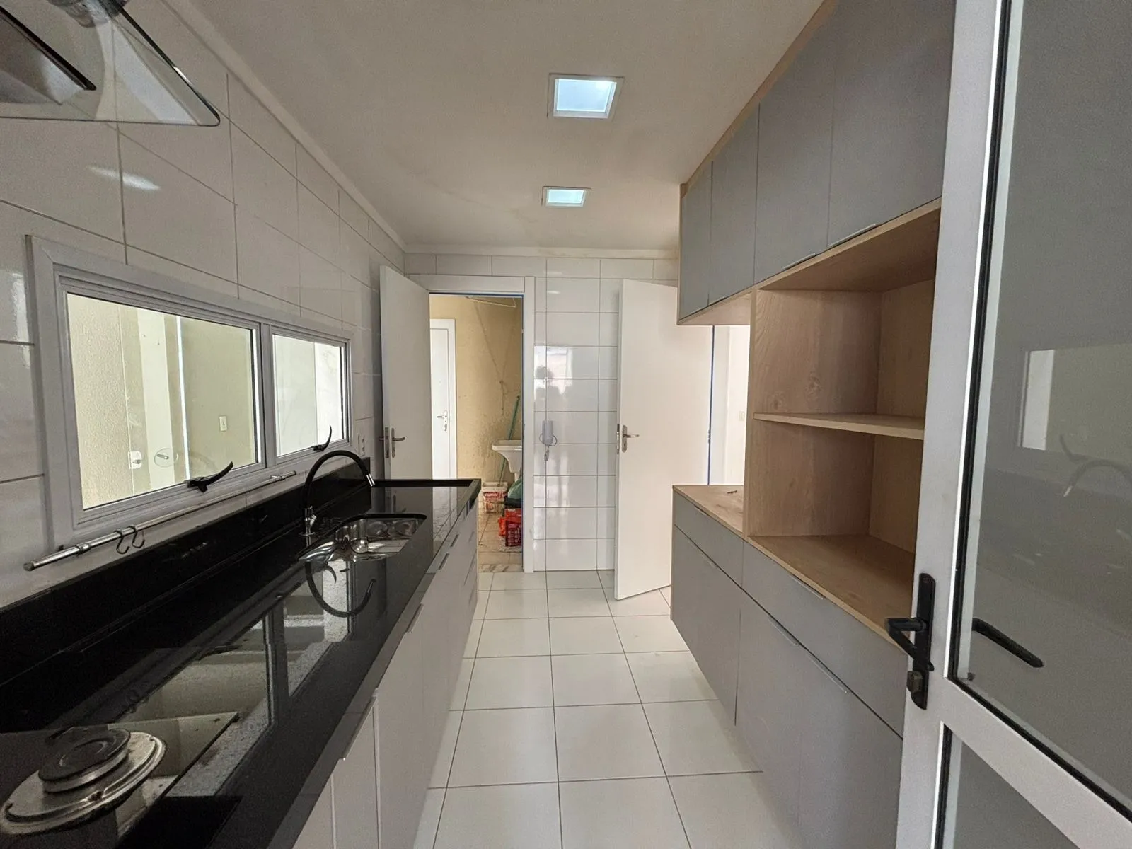 Imagem Casa de alto padrão à venda ou locação no Villa Campolim, Sorocaba, com 3 dormitórios, 1 suíte, 179 m² e 2 vagas no Parque Campolim