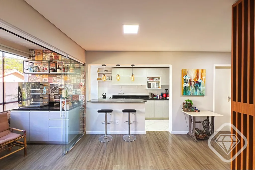 Foto do imóvel Apartamento encantador no primeiro pavimento, totalmente reformado e com alto padrão de acabamento,... em Engenheiro Ludolfo Boehl