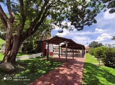 Imagem Vendo um luxo de sítio e área industrial em Betim/MG com 10.290 m²,