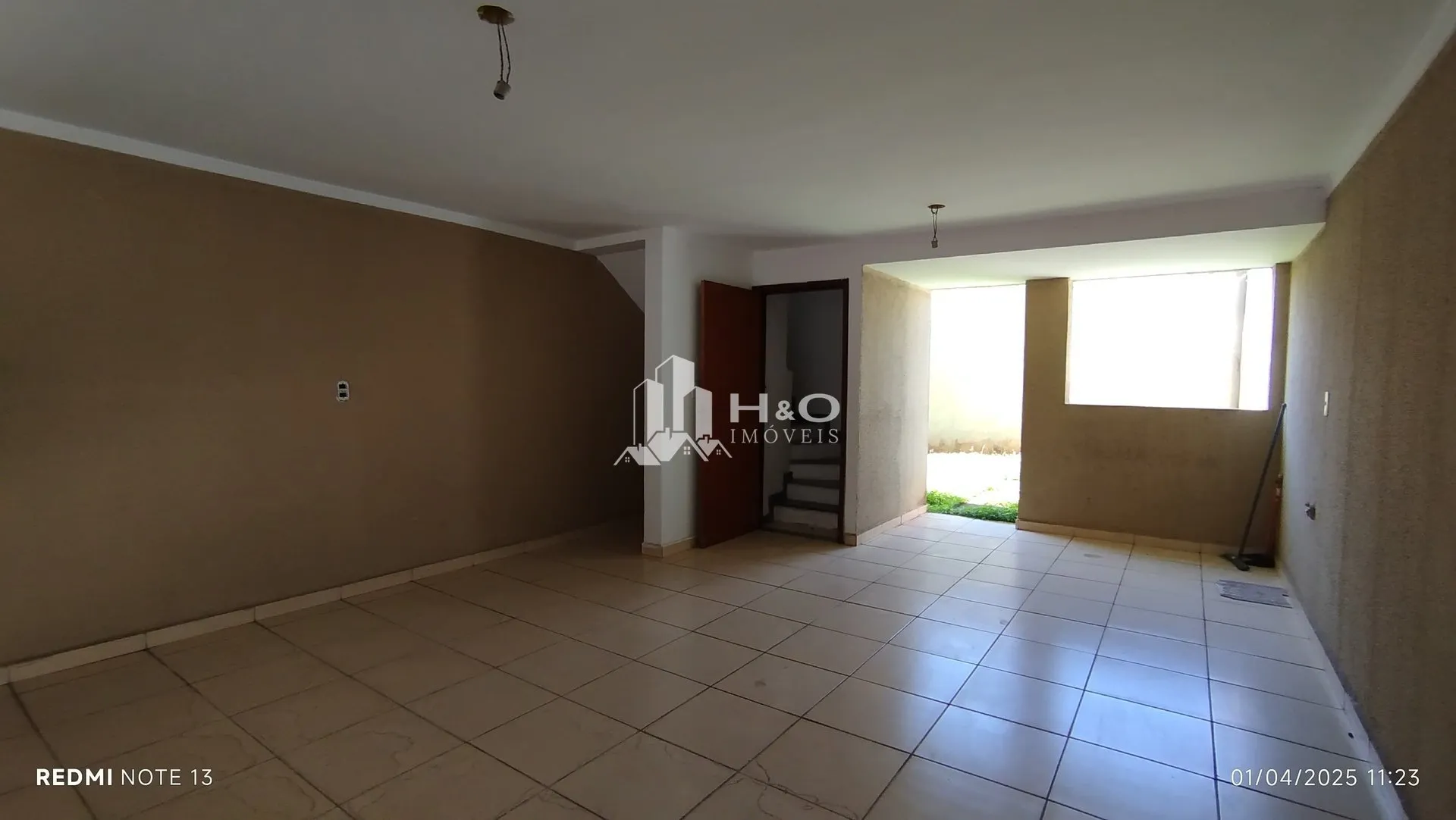 Imagem Oportunidade, Sobrado para venda com 105 metros quadrados com 2 quartos em Vila Carmosina - São Paulo - SP