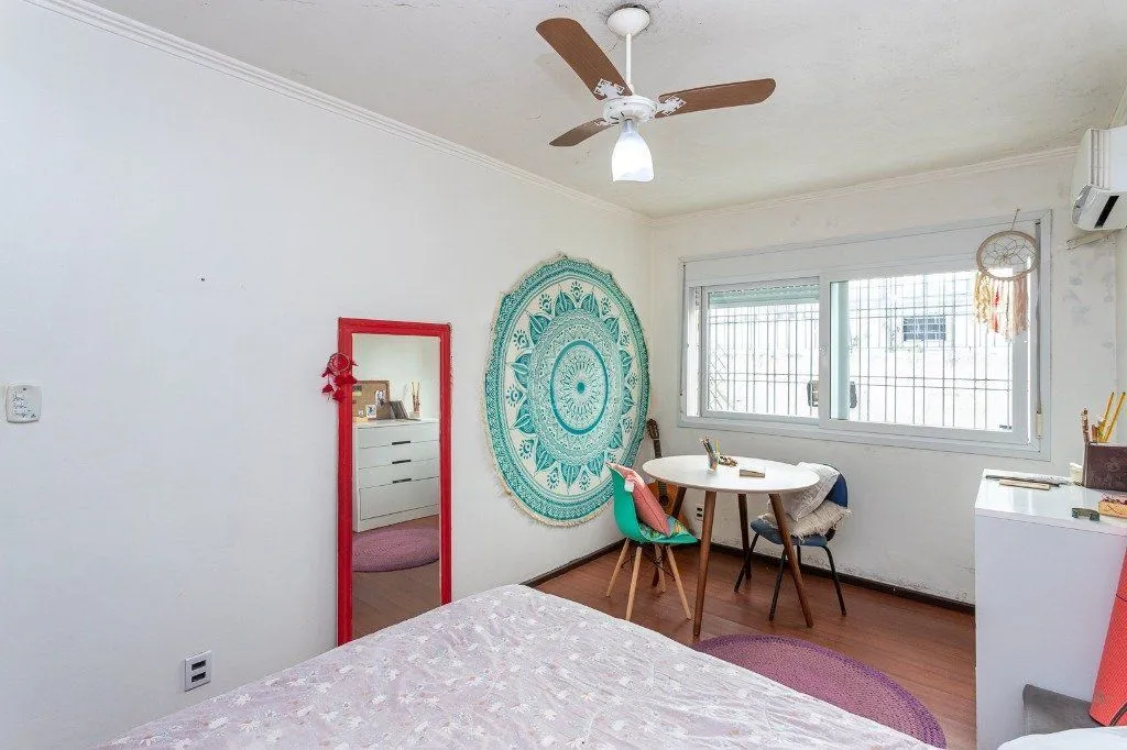 Imagem Apartamento térreo com pátio de 1 dormitório no bairro Santa Cecilia