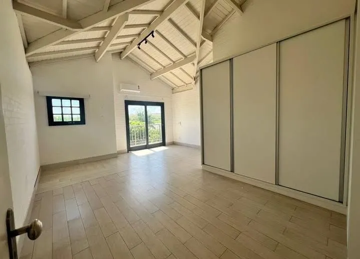 Imagem MEGA OPORTUNIDADE | Casa Alto Padrão no Fazenda Imperial por R$ 2.490.000