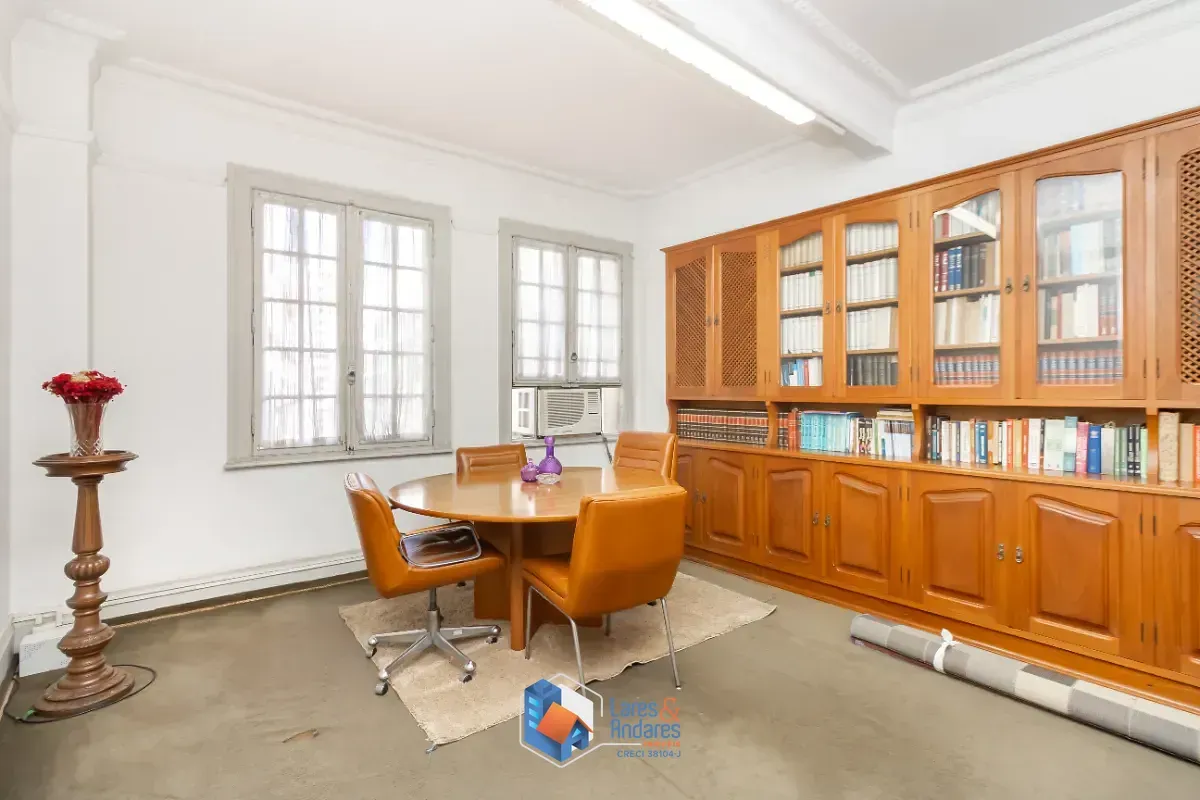 Imagem Conjunto comercial para venda em República, 200m²