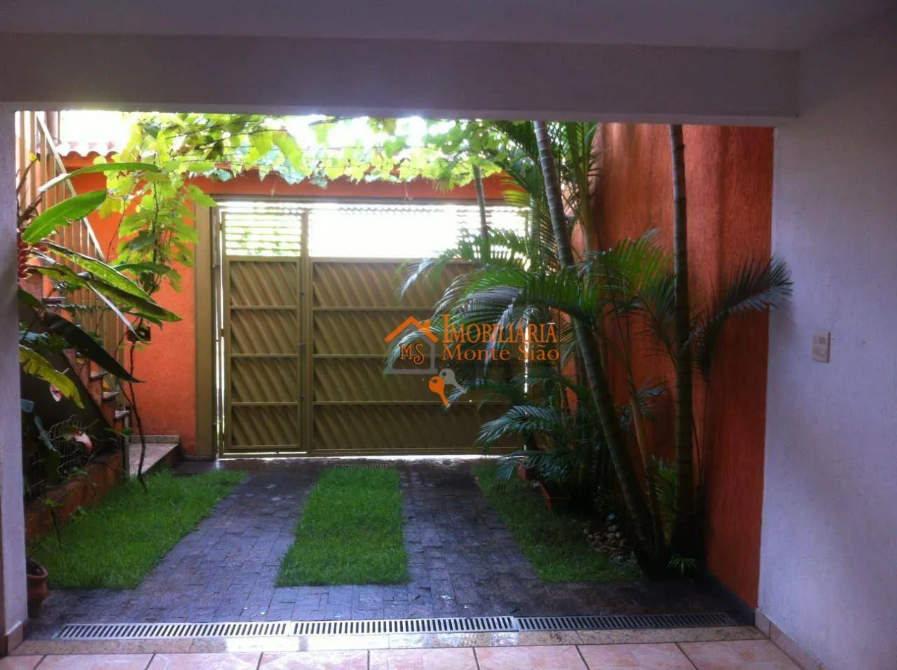 Imagem Sobrado com 3 dormitórios, 185 m² - venda por R$ 700.000,00 ou aluguel por R$ 4.308,00/mês - Parque Continental II - Guarulhos/SP