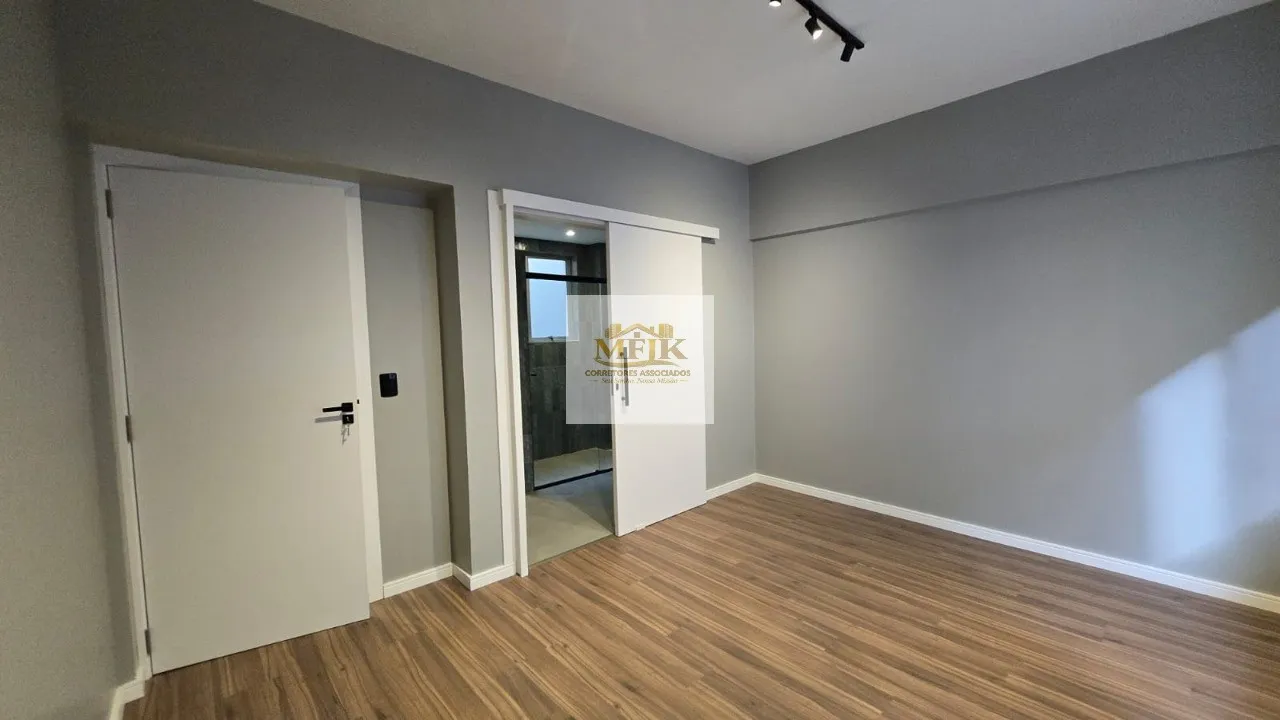 Imagem Venda de Apartamento no Centro de Curitiba-PR: 3 quartos, 2 suítes, 1 sala
