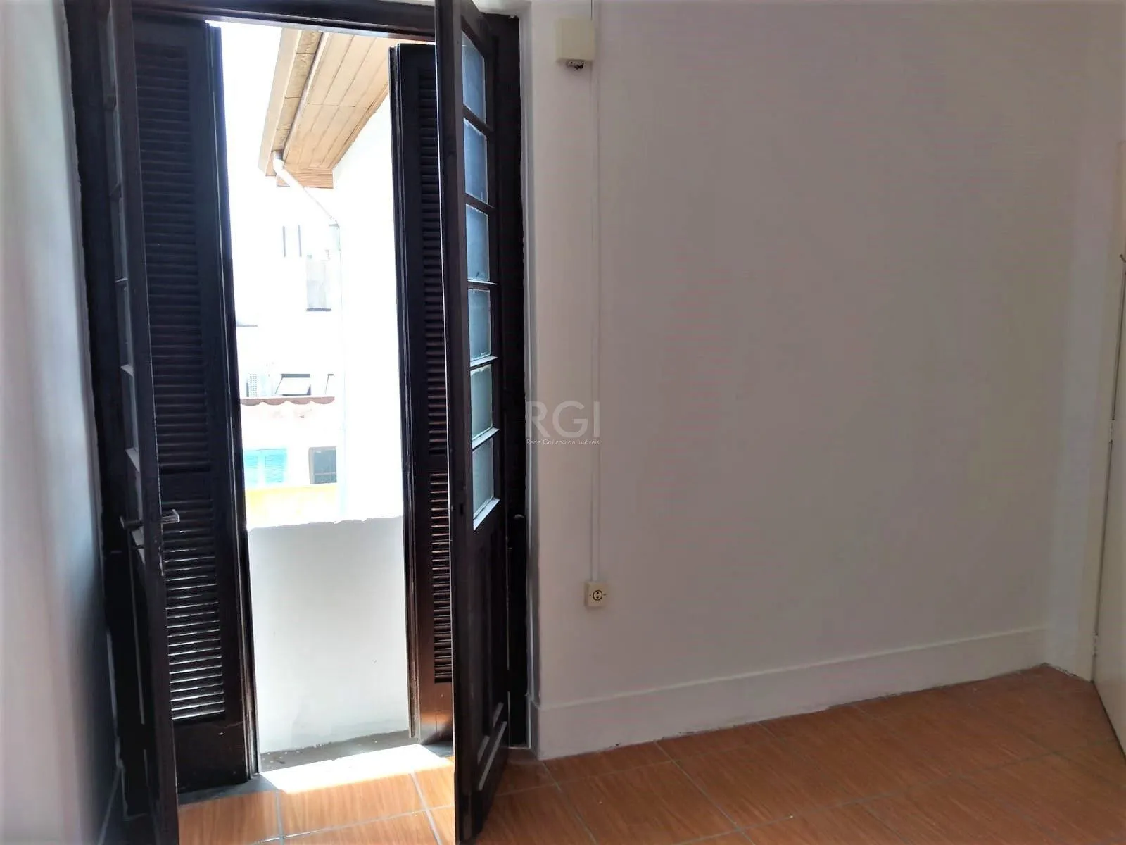 Imagem Casa para Venda - 124.36m², 3 dormitórios, sendo 2 suites, Santana