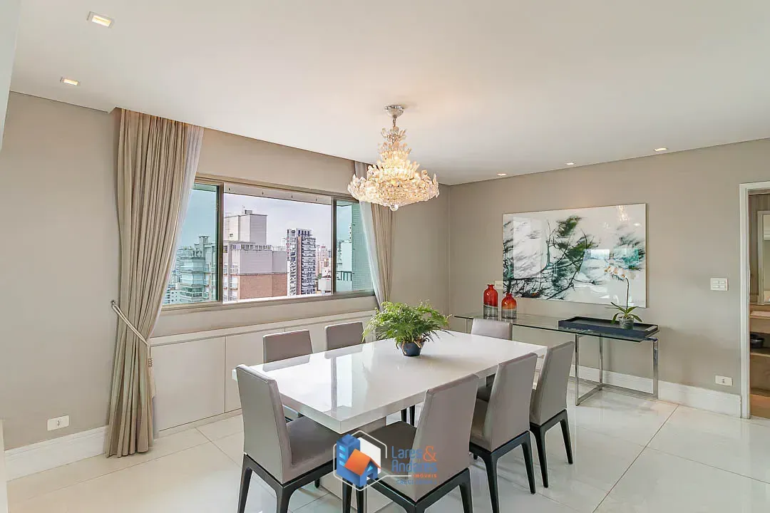 Imagem Apartamento para venda em Aclimação com 4 quartos, sendo 4 suítes, 246m²