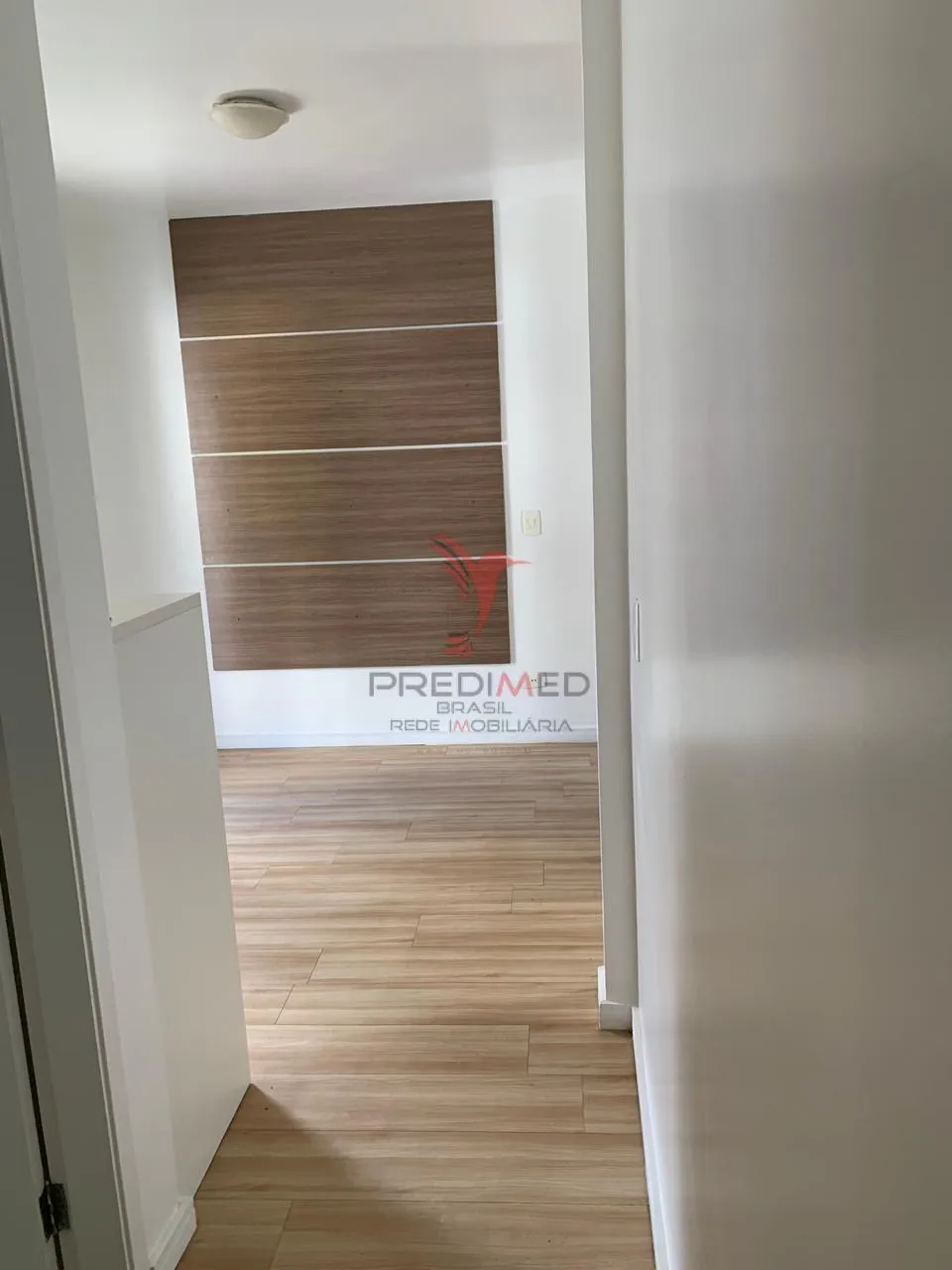 Imagem Vendo casa com 200 mts2, 4 Quartos( 2 Suites ) em condomínio fechado no Morumbi. SP