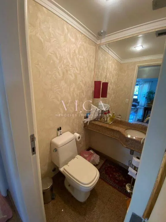 Imagem Alphaville| Europa 202m² 4 dorms, 3 suítes, 3 vagas e varanda|R$ 1.885.000