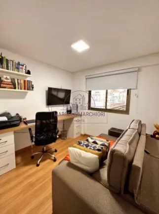 Imagem *Nagib Carone 1402 * Apartamento andar altíssimo, planta muito bem dividida, com possibilidade de i...