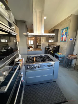 Imagem Amplo e sofisticado apartamento com localização privilegiada, a poucos passos do Colégio Dinâmic...