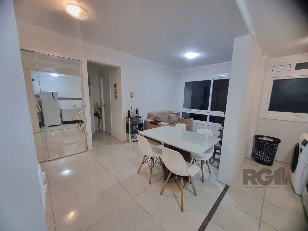Imagem VENDA DE APARTAMENTO DE01 SUÍTE, INFRA E 02 VAGAS DE GARAGEM - SANTO ANTONIO