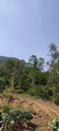 Imagem Terreno para a sítio, em Salto do Major Gercino SC. Com área plana, com terra boa de plantio. Tem mais de 30 metros um lindo RIACHO nos fundos, com ág