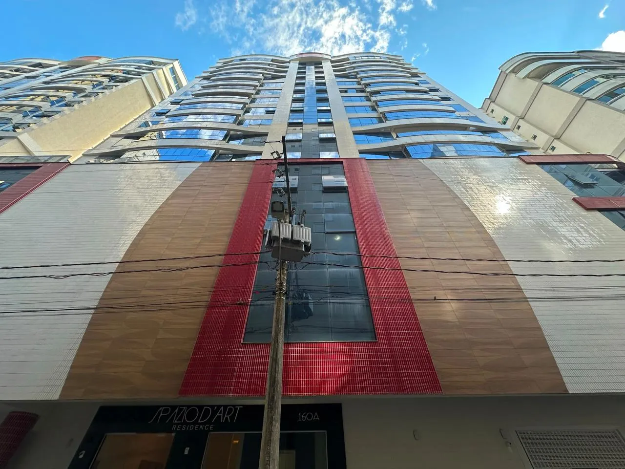 Foto do imóvel Apartamento à venda com 167m2 por R$ 2.400.000,00