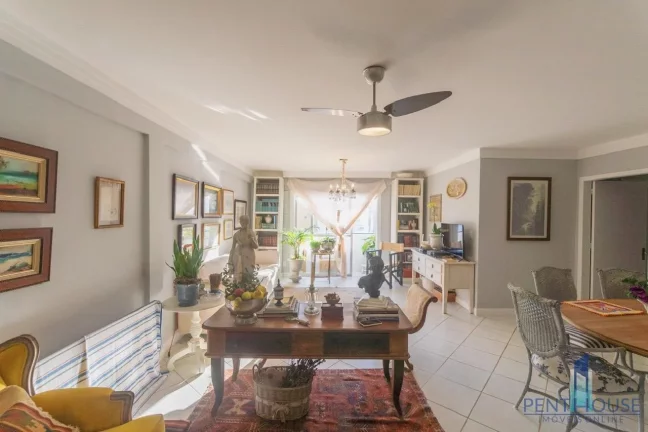 Imagem Apartamento Quadra Mar para Venda em Balneário Camboriú, CENTRO, 3 dormitórios, 1 suíte, 2 banheiros, 1 vaga