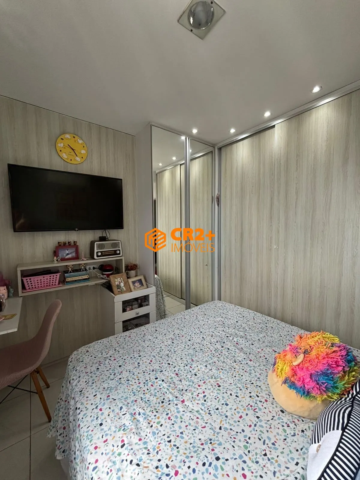 Imagem Vendo apartamento com 80m2 /3 quartos / 2 vagas em Casa Amarela
