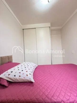 Imagem Excelente apartamento de 2 dormitórios, totalmente mobiliado e todo reformado, com móveis em todos...