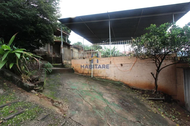 Imagem Casa e Galpão no 1º de Outubro, Ibirité/MG