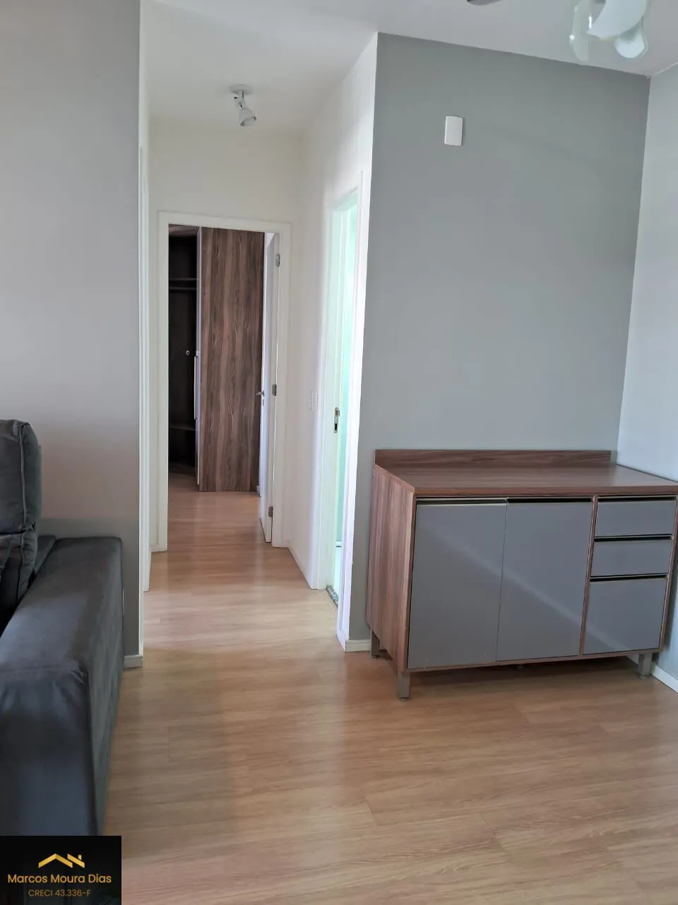 Imagem Apartamento Via Leopoldina, sala com Varanda, 2 Dormitórios( 1 suíte), 1 Vaga, Prédio com Lazer, Portaria 24 hs