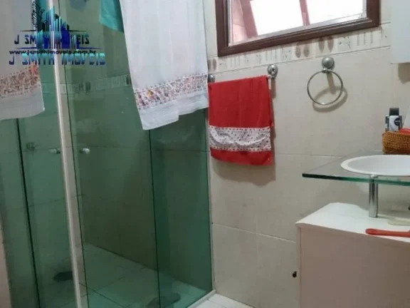 Imagem CASA TÉRREA EM CONDOMÍNIO NA REGIÃO DA GRANJA VIANA, KM 24.
5 DORMS (1 suíte), AC. 300m2, TERREN...