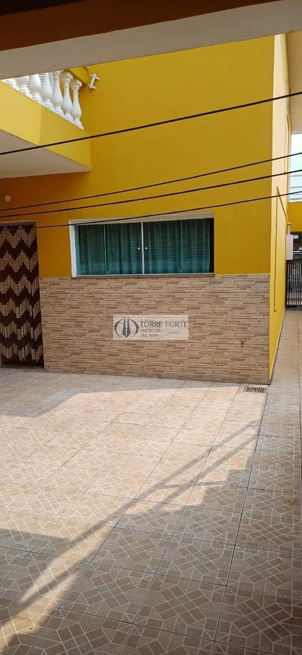 Imagem Lindo Sobrado 2 dormitórios, 2 vagas com Edícula no Rudge Ramos