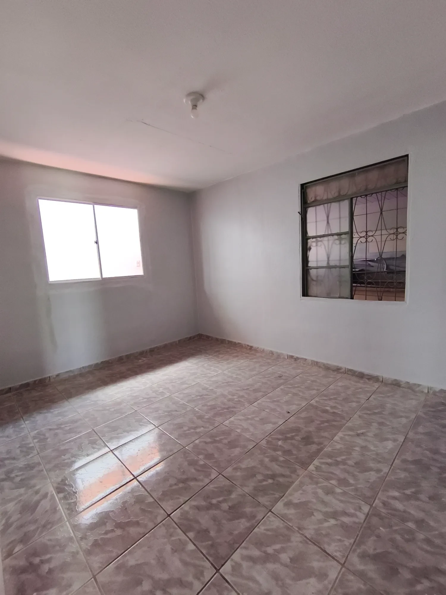 Imagem Casa com 2 Quartos à Venda, 70 m² em Centro - Cidade Ocidental