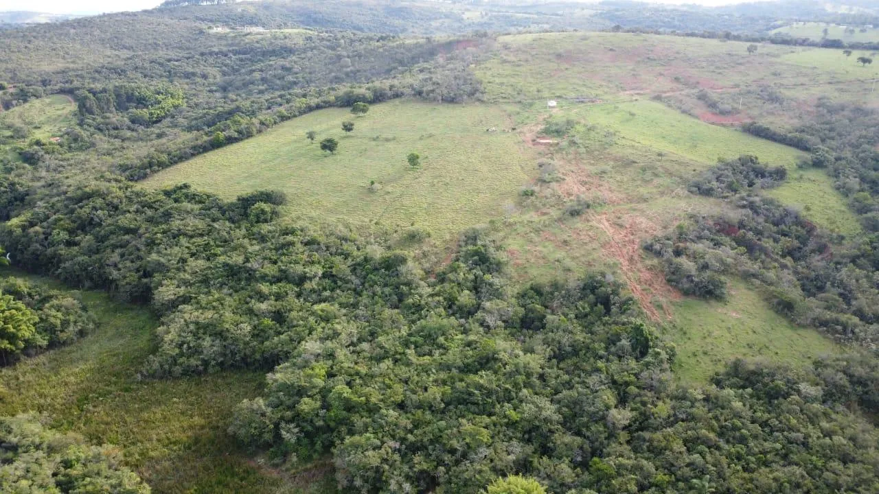 Imagem Excelente terreno rural à venda em Passa Tempo/MG 50 hectares de terra