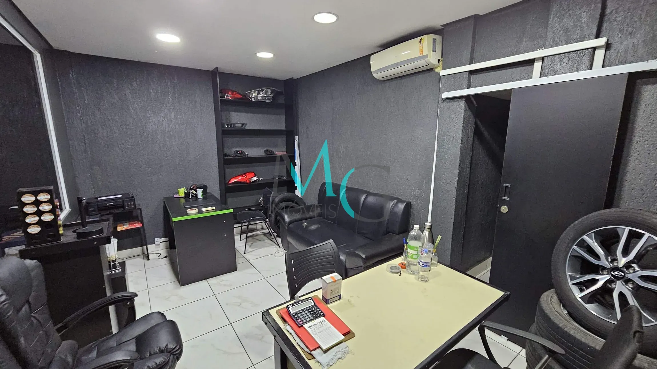 Imagem Galpão e Loja 550m² para locação por R$ 10.000,00 em Campo Grande, Rio de Janeiro, RJ