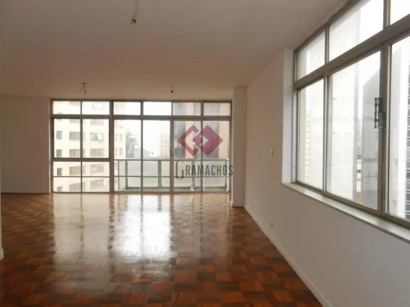 Apartamento à Venda - Santa Cecília, 2 Quartos, 185 m2 - São Paulo