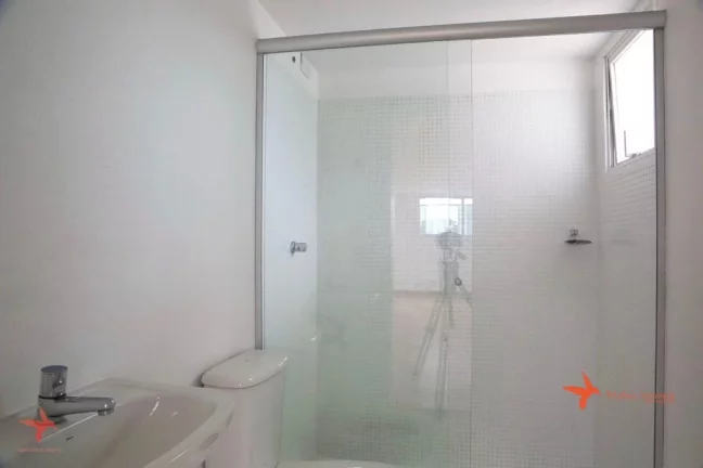 Imagem Cobertura de luxo com 3 quartos e 3 vagas na Vila Madalena, SP: sua oportunidade exclusiva!