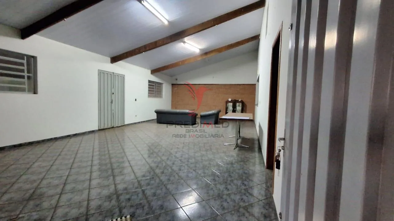 Imagem Vendo Excelente Chácara no Bairro Noiva da Colina em Piracicaba