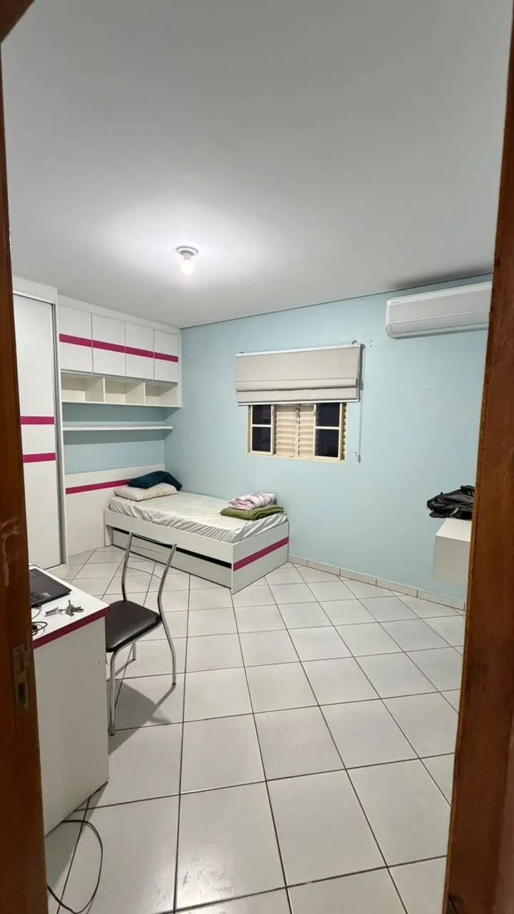 Imagem Casa 3 Quartos com Piscina Bela Marina