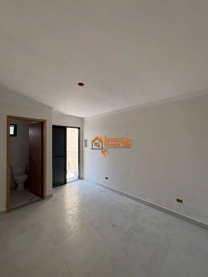 Imagem Sobrado com 3 dormitórios à venda, 100 m² por R$ 700.000,00 - Parque Flamengo - Guarulhos/SP