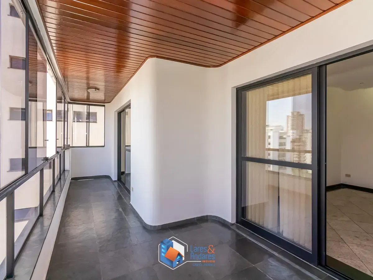 Imagem Apartamento para venda em Moema com 3 quartos, sendo 3 suítes, 249m²