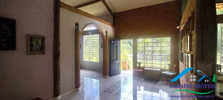 Imagem Descubra o Seu Novo Lar: Uma Chácara dos Sonhos!