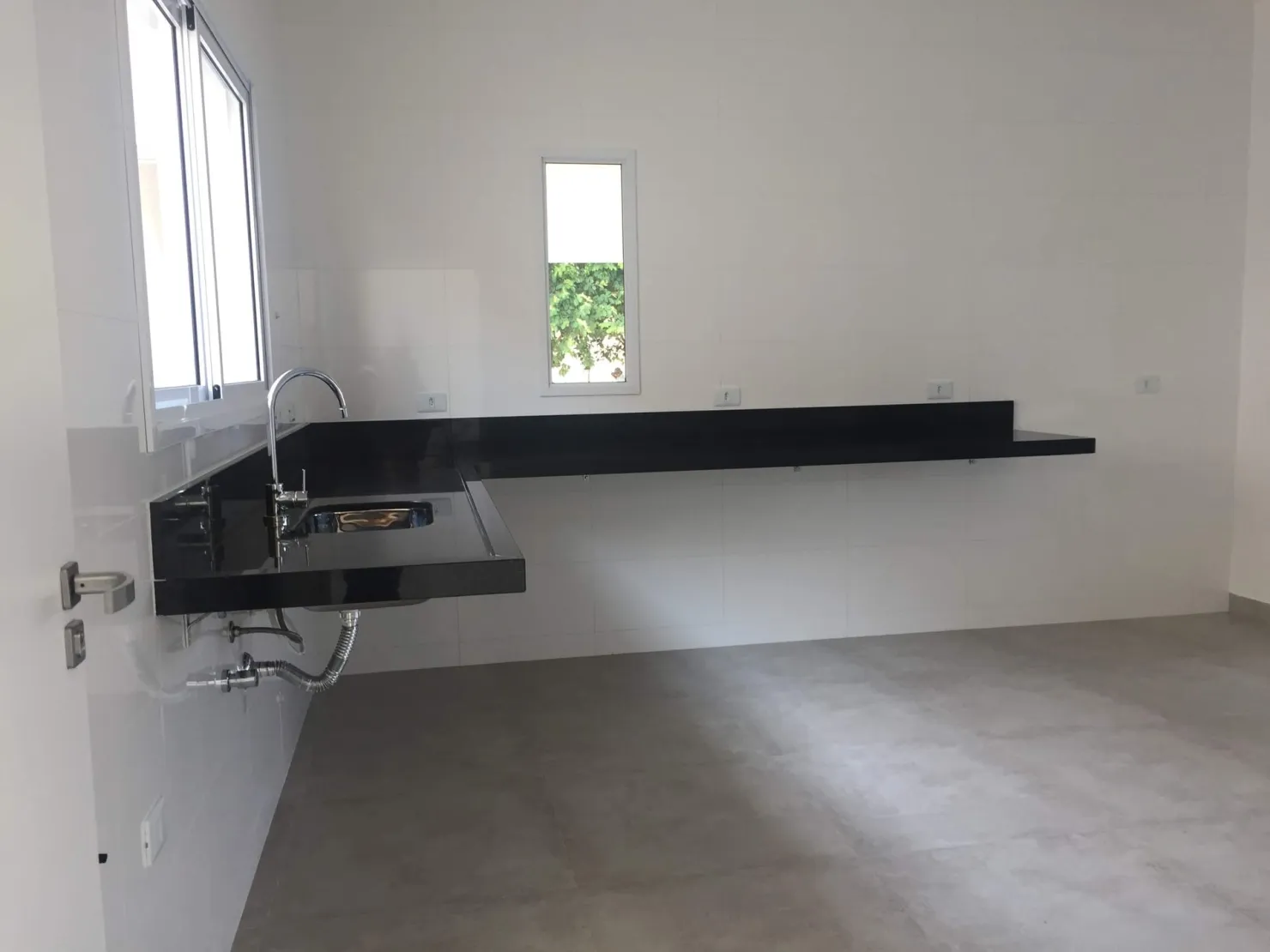 Imagem Casa para Locação 3 Quartos, 3 Suites, 2 Vagas, 300M², Jardim Campo Alegre, Pindamonhangaba - SP