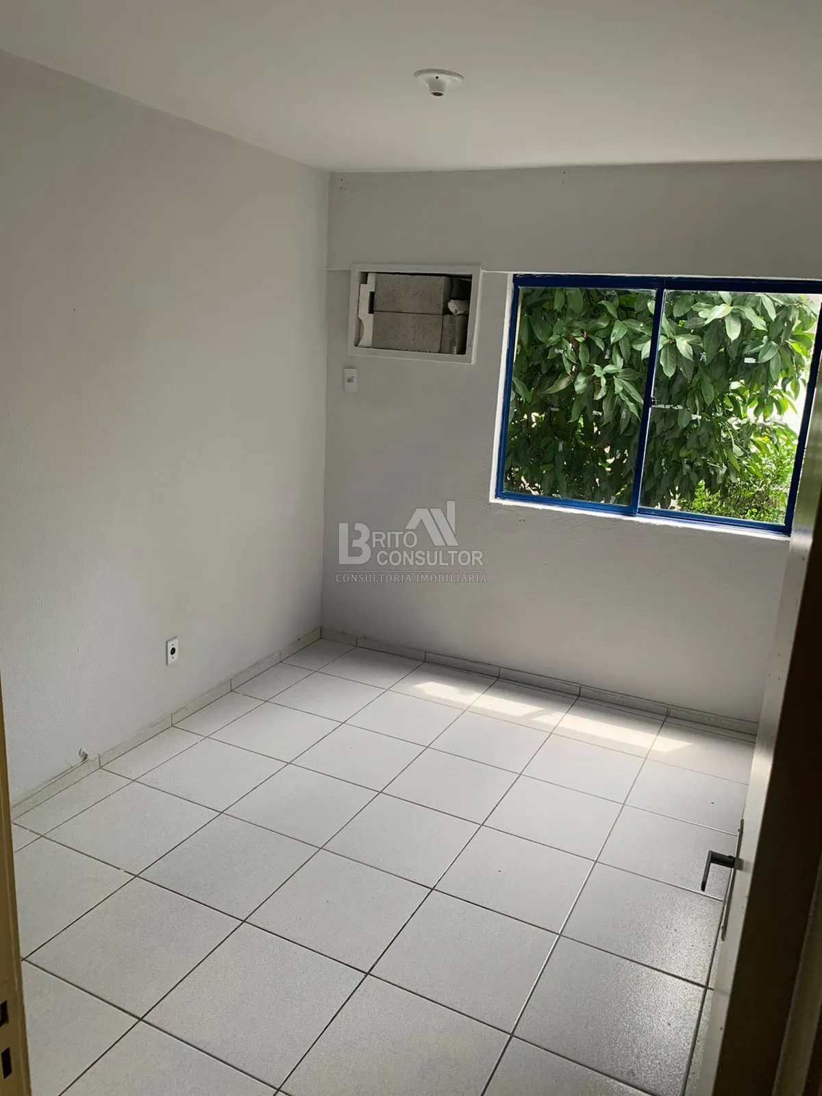 Imagem Aluguel Apartamento 2 Qts, Vaga, Lazer 1050,00