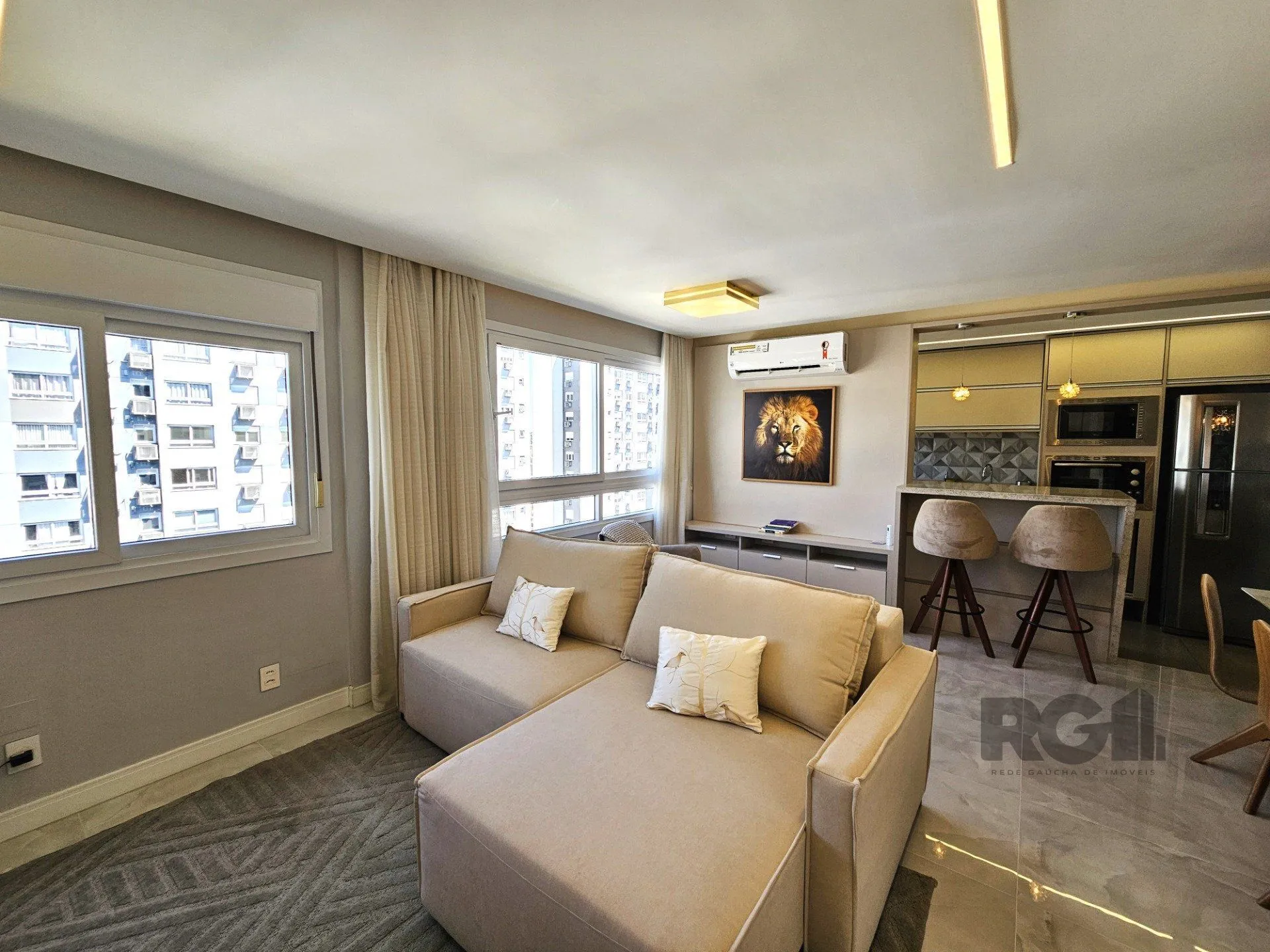 Imagem Apartamento para Venda - 67.43m², 2 dormitórios, sendo 1 suites, 2 vagas - Jardim Lindóia